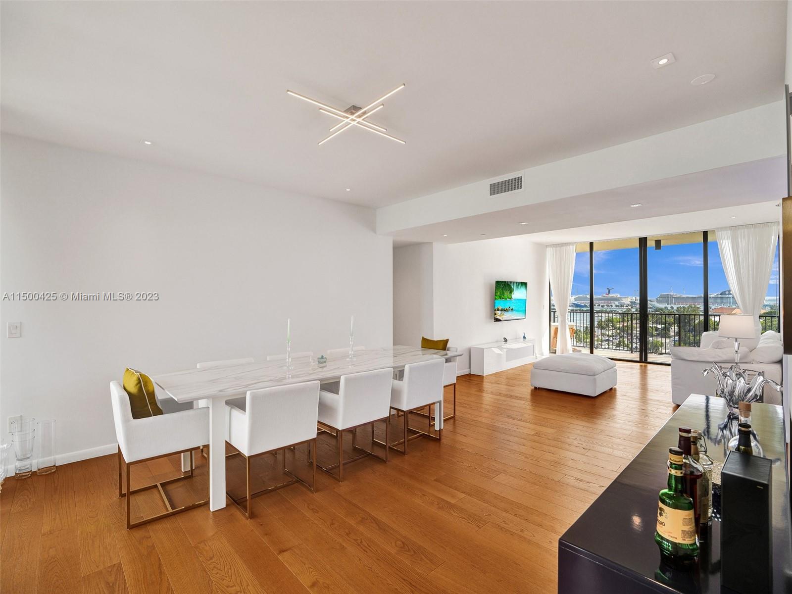 1000 Venetian Way Unit 1002, Miami Beach, FL, 33139, US, 3 Bedrooms Bedrooms, ,3 BathroomsBathrooms,Residential,Active,1000 Venetian Way Unit 1002,1666848