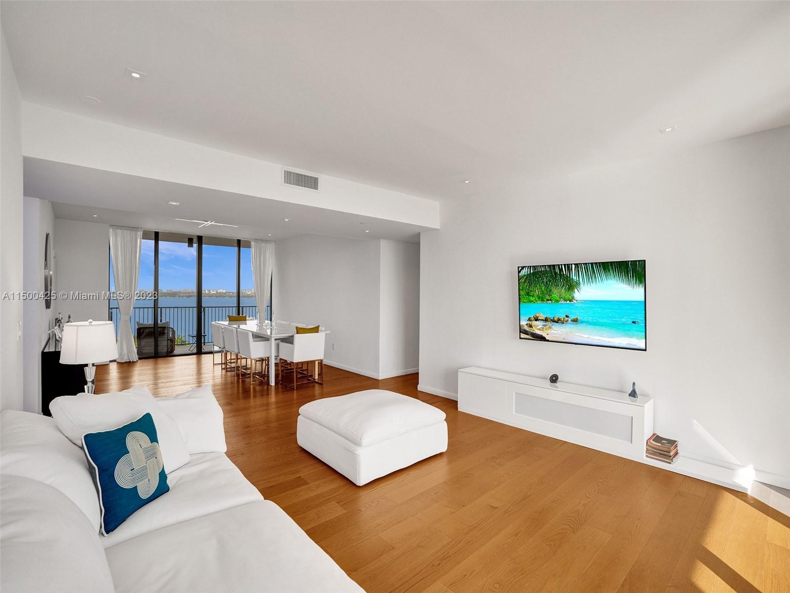 1000 Venetian Way Unit 1002, Miami Beach, FL, 33139, US, 3 Bedrooms Bedrooms, ,3 BathroomsBathrooms,Residential,Active,1000 Venetian Way Unit 1002,1666848