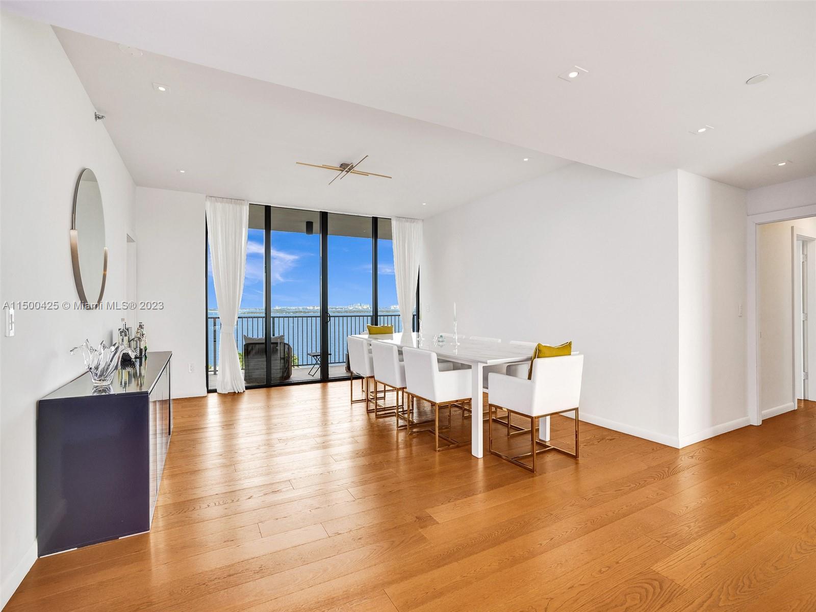 1000 Venetian Way Unit 1002, Miami Beach, FL, 33139, US, 3 Bedrooms Bedrooms, ,3 BathroomsBathrooms,Residential,Active,1000 Venetian Way Unit 1002,1666848