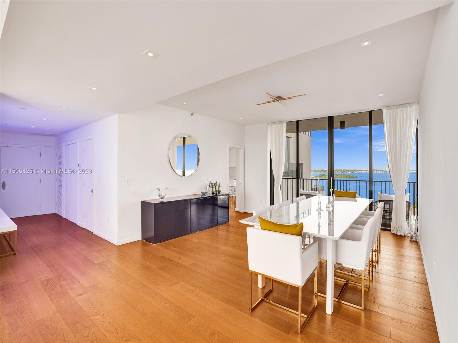 1000 Venetian Way Unit 1002, Miami Beach, FL, 33139, US, 3 Bedrooms Bedrooms, ,3 BathroomsBathrooms,Residential,Active,1000 Venetian Way Unit 1002,1666848