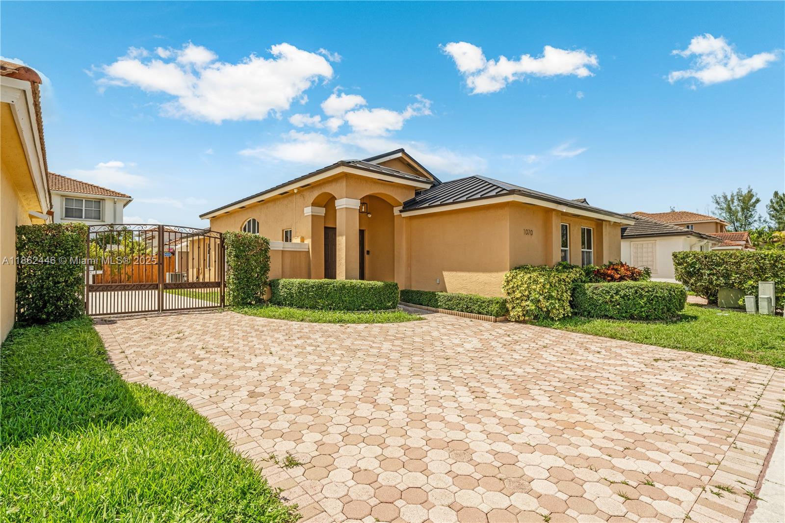 1070 NW 129th Pl