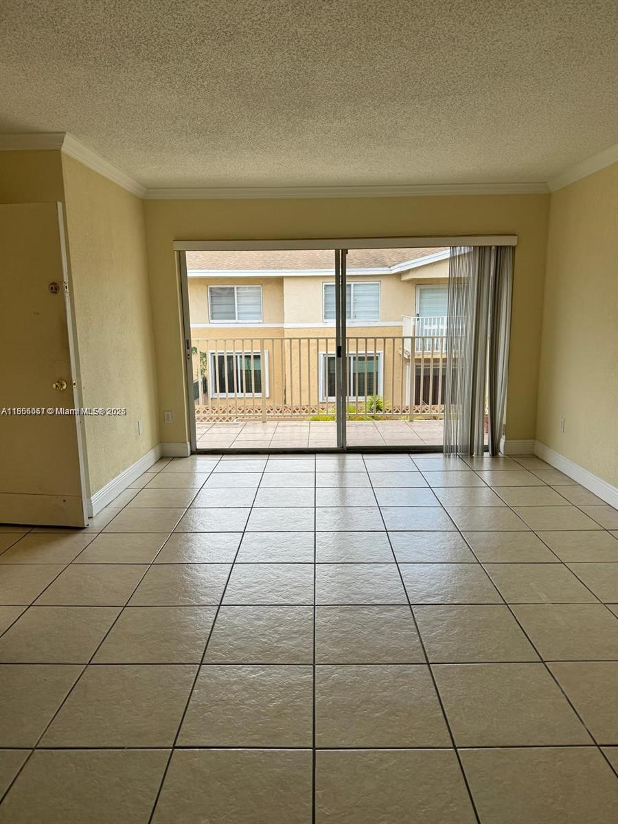 4180 Nw 79th Ave 2D, Doral, Miami-Dade County, Florida - 2 Bedrooms  
2 Bathrooms - 