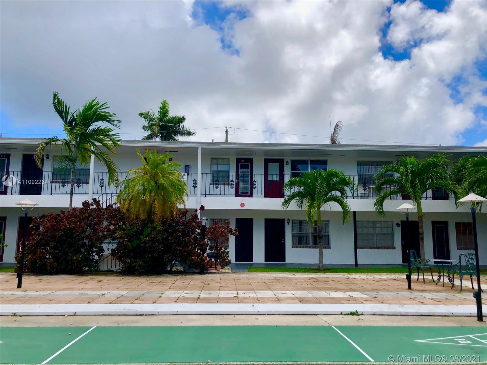 Enjoy this peaceful 55+ Community!!! Perfect East LOCATION, Less than 10 minutes from the Beach! Beautiful
1/1 FURNISHED located on the 1st floor! Very well maintained community, laundry facilities and pool, plenty of
parking, walking distance to restaurants, shopping, easy and fast approval **Immediate occupancy ***!!! It won't
last long.