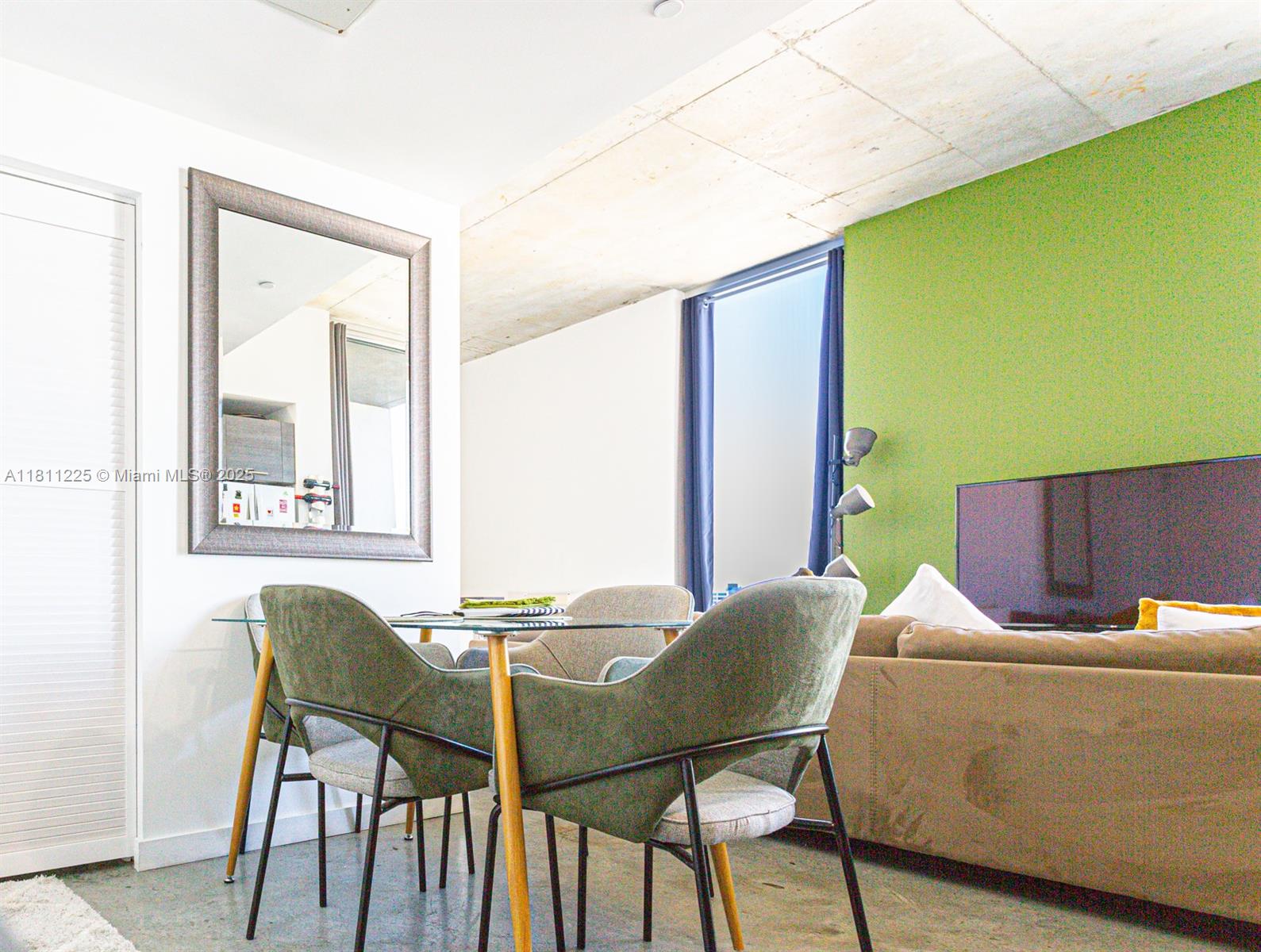 CENTRO CONDO - Residential