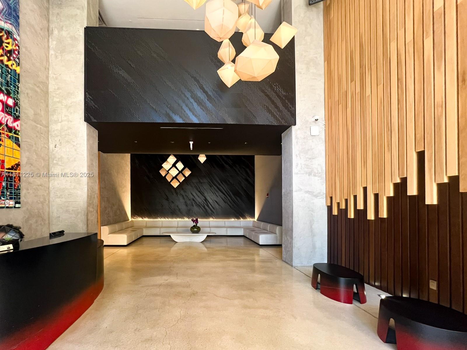 CENTRO CONDO - Residential