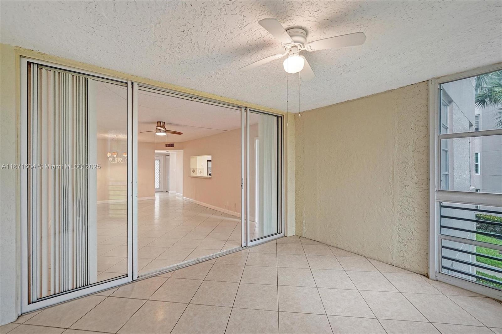 CONDO 10 OF SABAL PALM CO - Residential