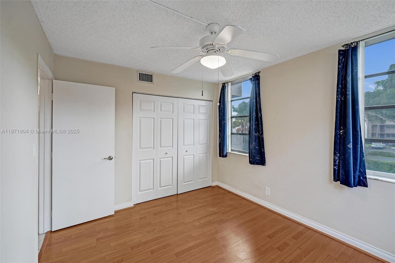 CONDO 10 OF SABAL PALM CO - Residential