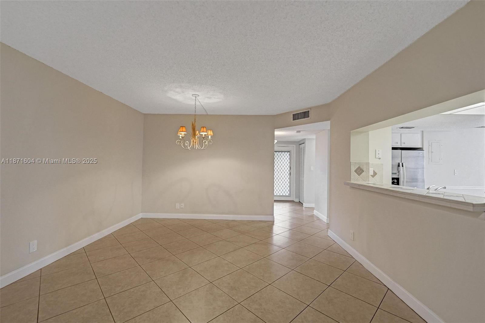 CONDO 10 OF SABAL PALM CO - Residential