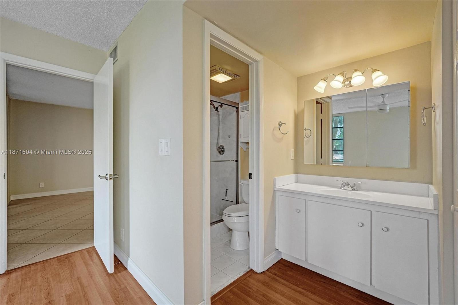 CONDO 10 OF SABAL PALM CO - Residential