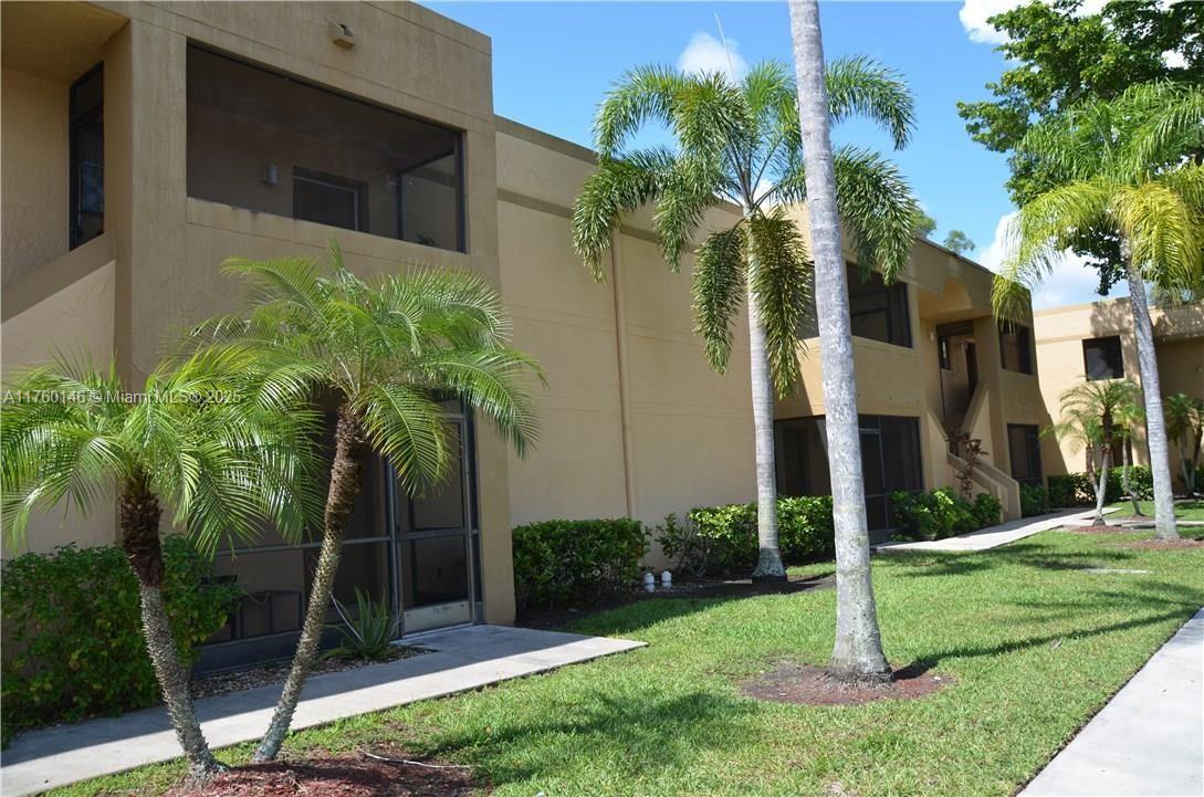Rental Property at 151 Lakeview Dr 103, Weston, Broward County, Florida - Bedrooms: 2 
Bathrooms: 2  - $2,350 MO.