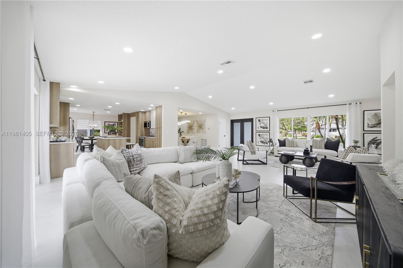 CYPRESS RUN - Residential