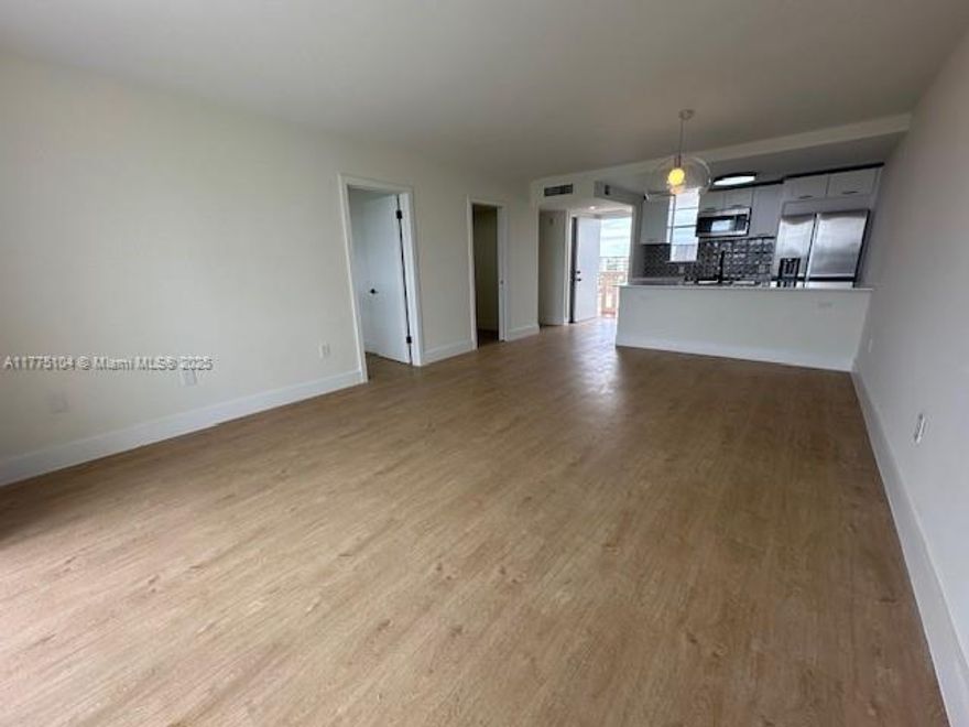 BEAUTIFUL APT WITH  WATER VIEW. RELAX AND ENJOY THE SERENITY AND WATCH THE WATER BY FROM THIS 6TH FLOOR UNIT.  AMENITIES: CLUBHOUSE, MOVIES ON SUNDAY, DANCING, BINGO, CARDROOM, GYM, BILLIARDS, HEATED POOLS, ENJOY 3 MILES OF WALKING PATHS AROUND THE LAKE, AVENTURA COURTESY BUS AND MUCH MORE TO OFFER. THIS IS AN ACTIVE 55+COMMUNITY. CLOSE TO BEACHES, MALLS, RESTAURANT, GROCERY STORE.
