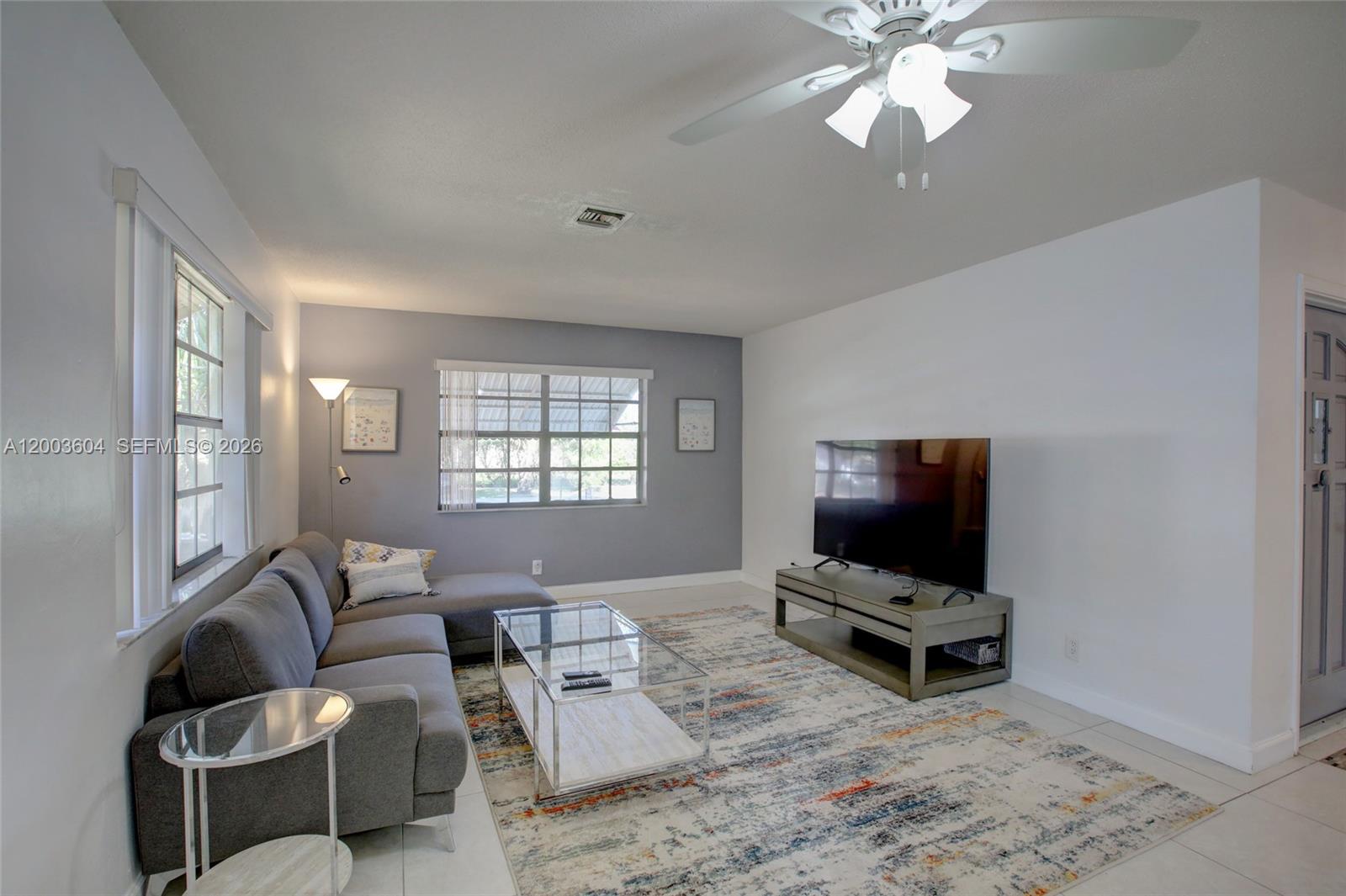 HOLLYWOOD CENTER AMEN PLA - Residential
