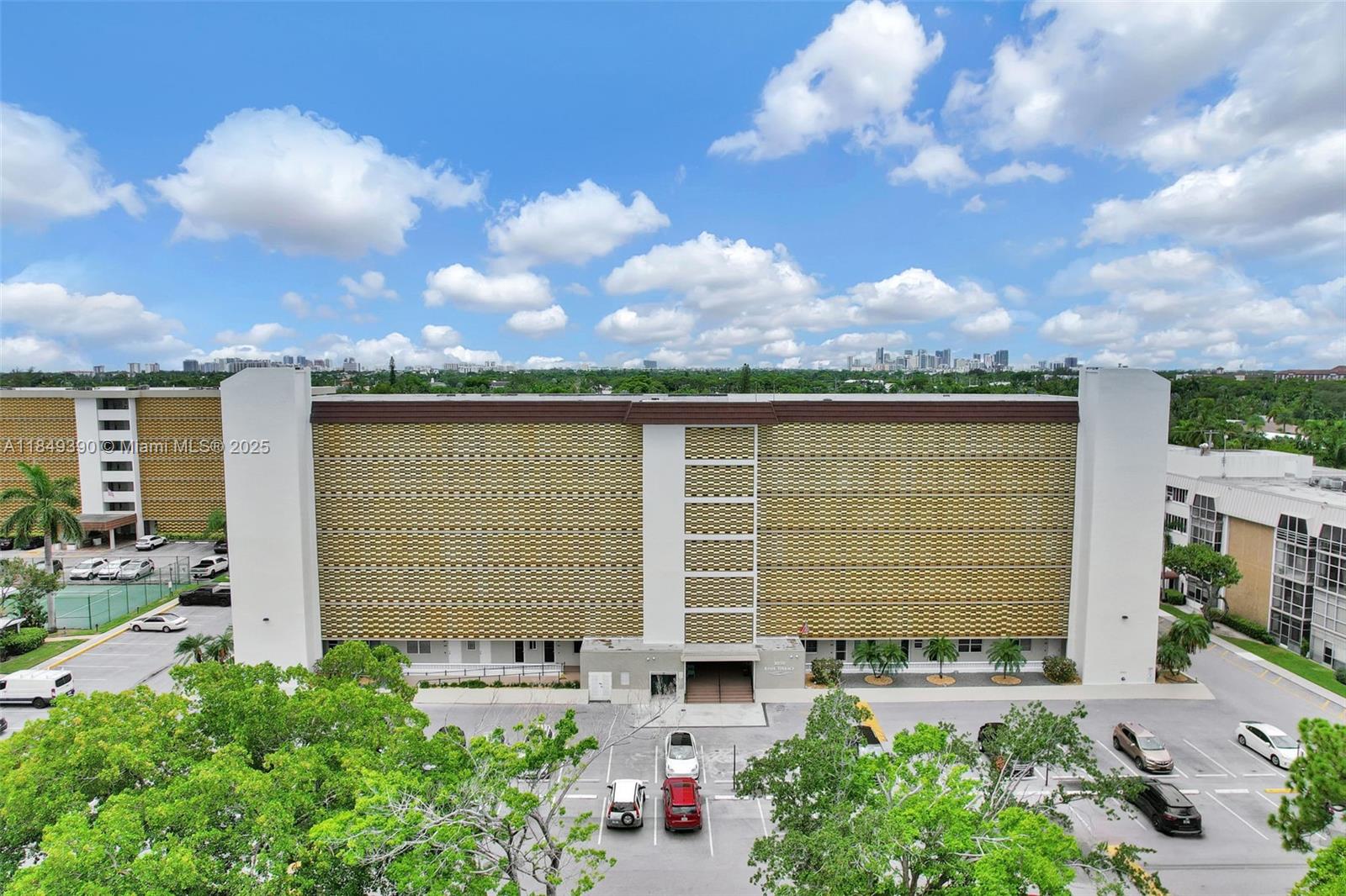 RIVER TERRACE CONDO - Residential