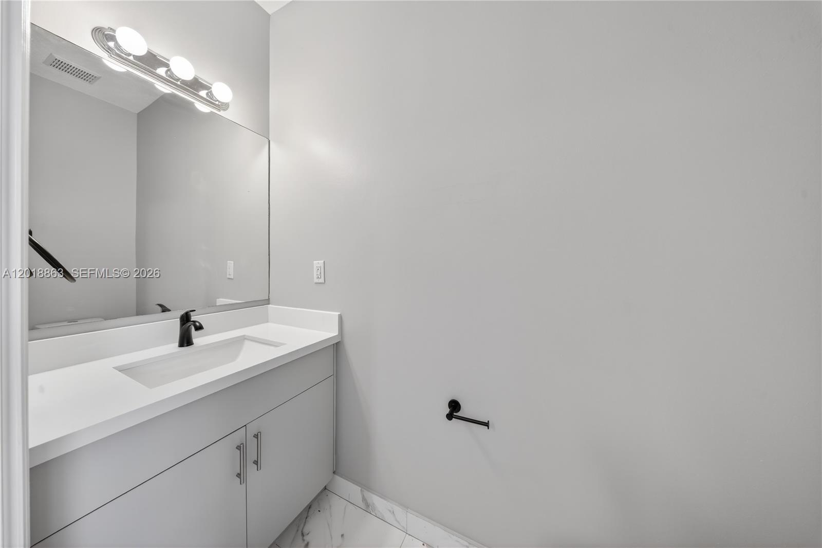 SOUTH POINTE COVE CONDO - Residential