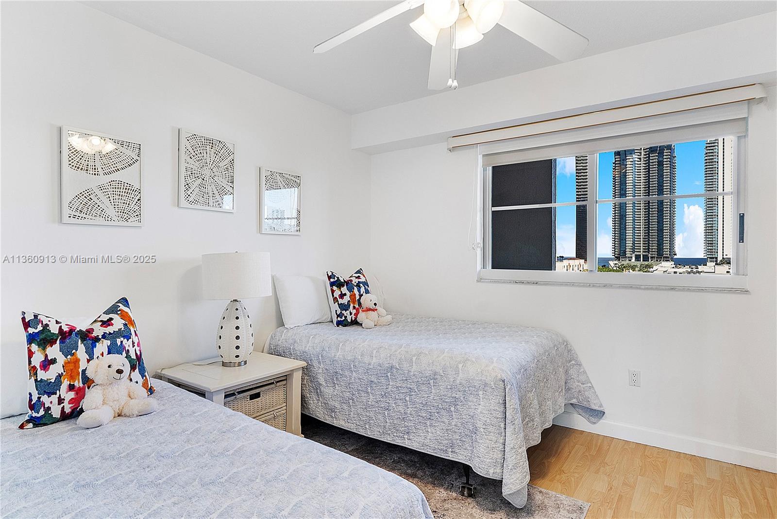 GOLDEN BAY CLUB CONDO - Residential Lease