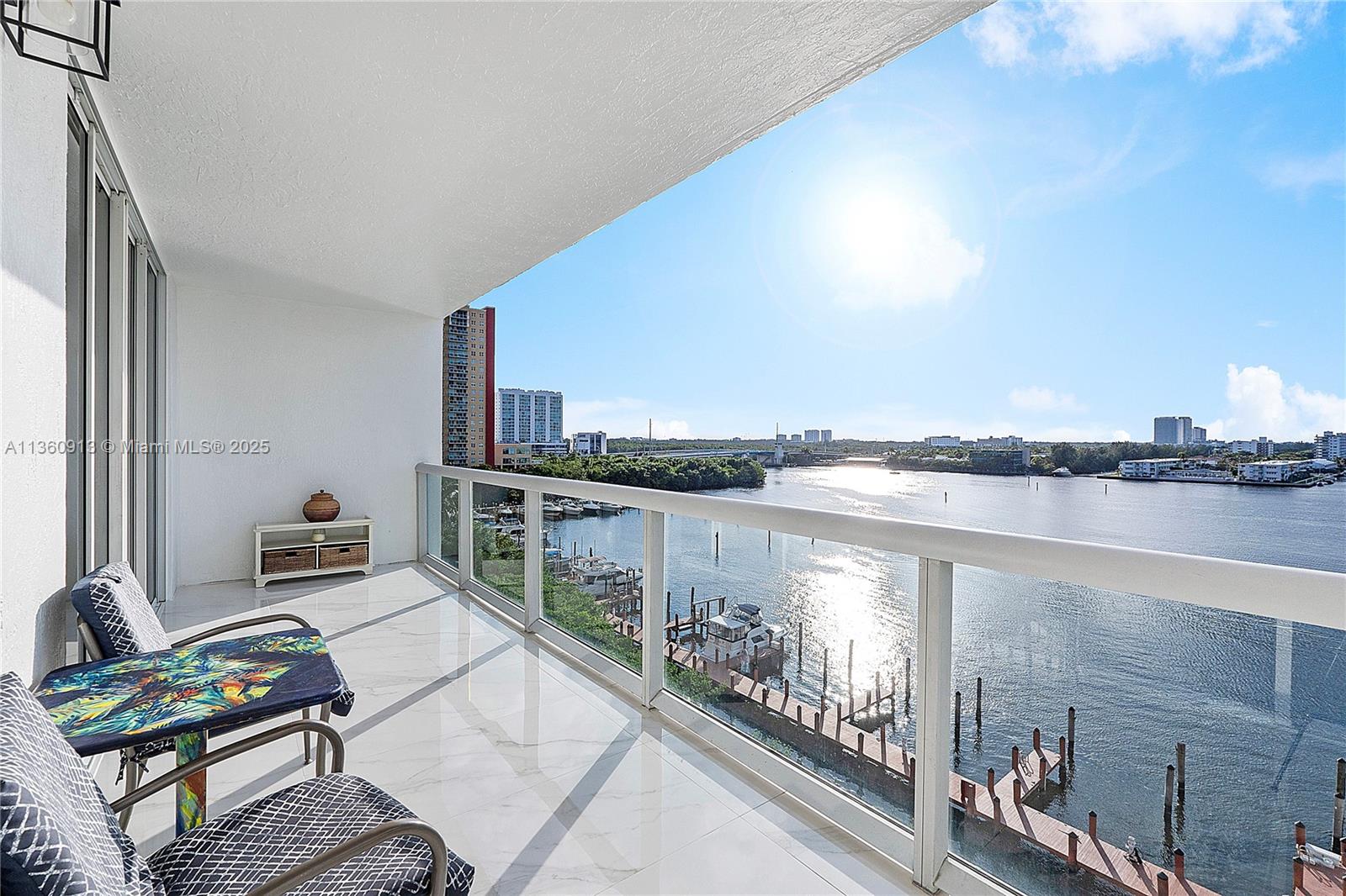 GOLDEN BAY CLUB CONDO - Residential Lease