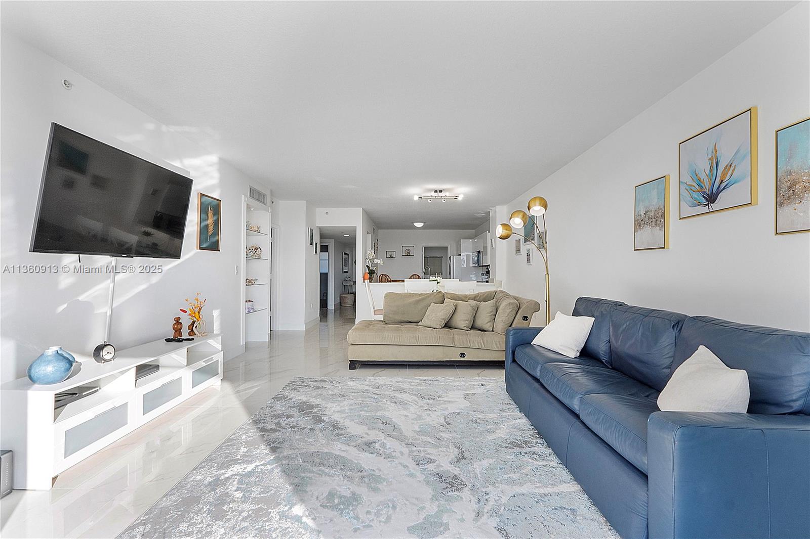 GOLDEN BAY CLUB CONDO - Residential Lease