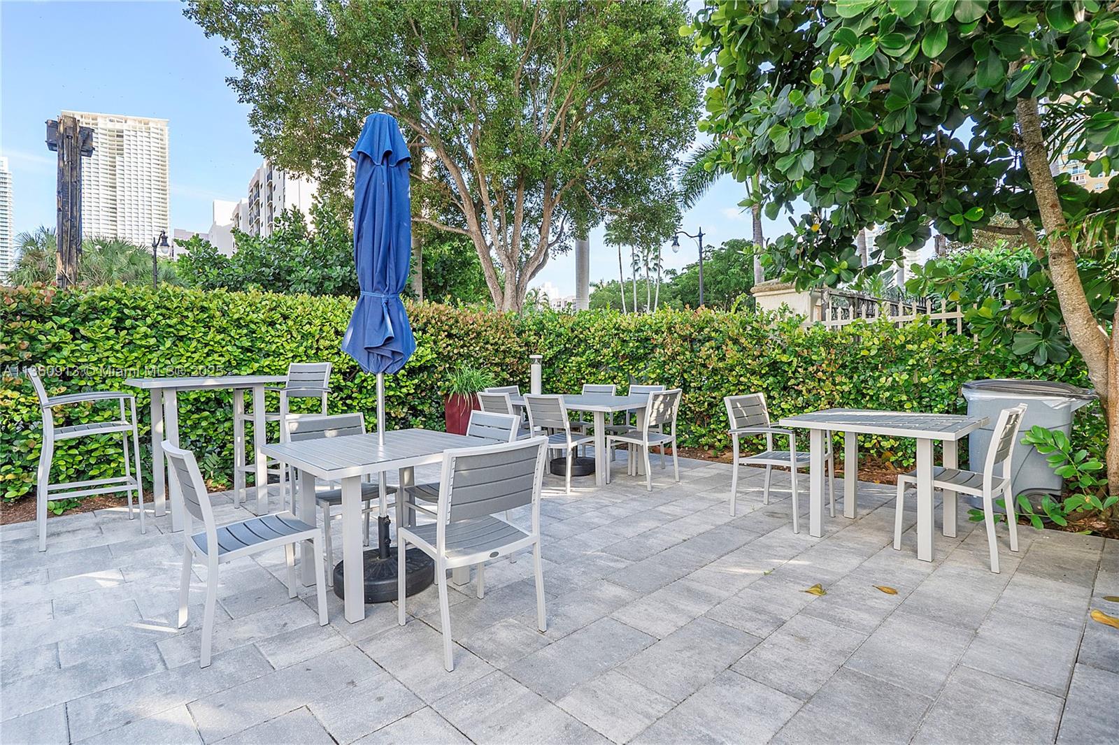 GOLDEN BAY CLUB CONDO - Residential Lease