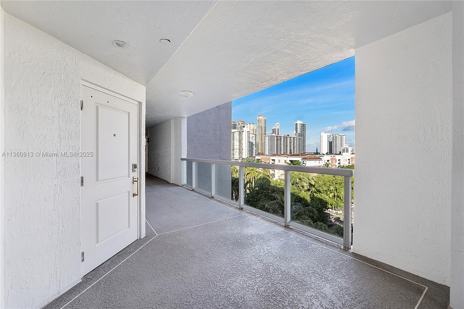 GOLDEN BAY CLUB CONDO - Residential Lease