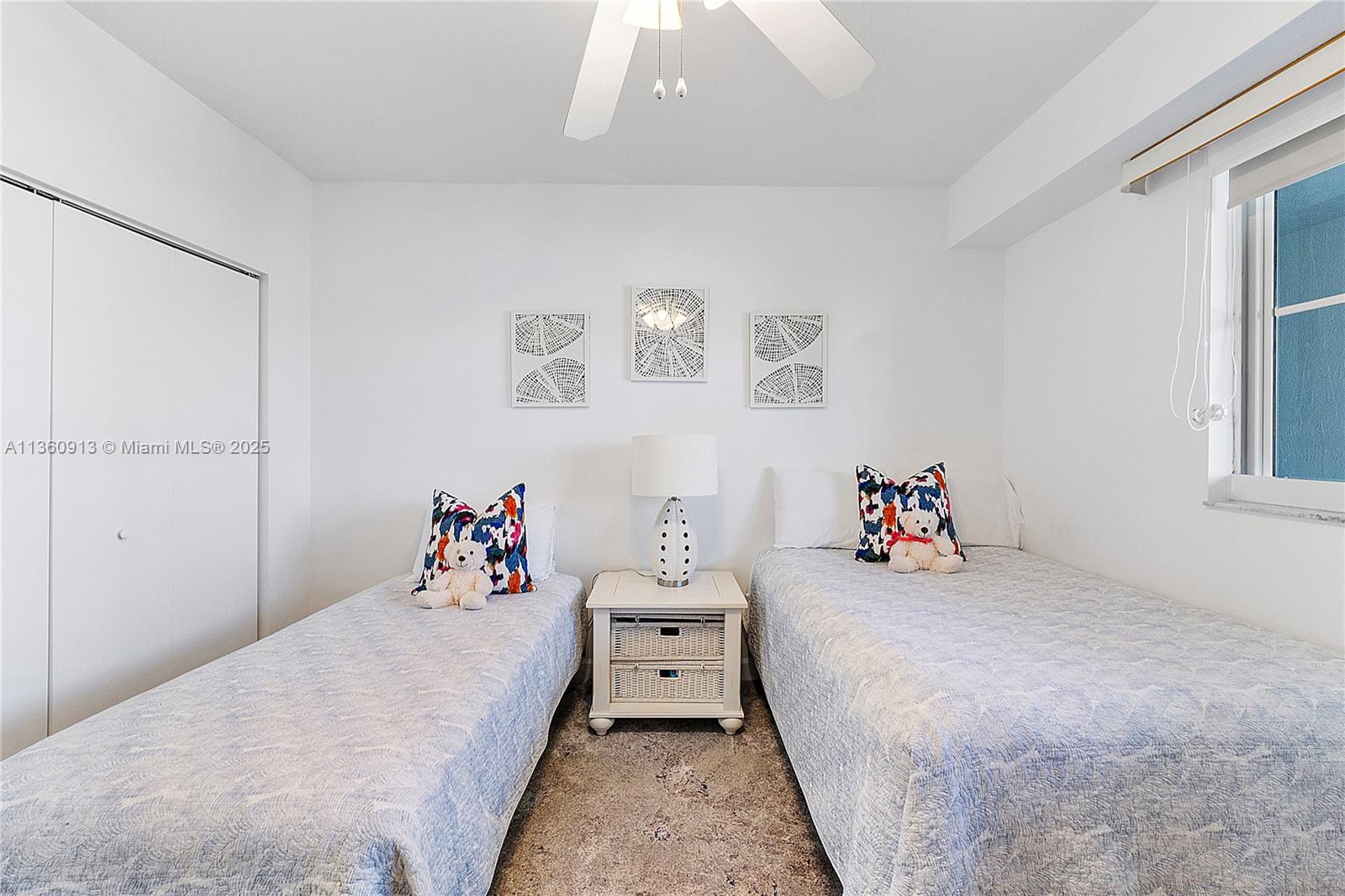 GOLDEN BAY CLUB CONDO - Residential Lease