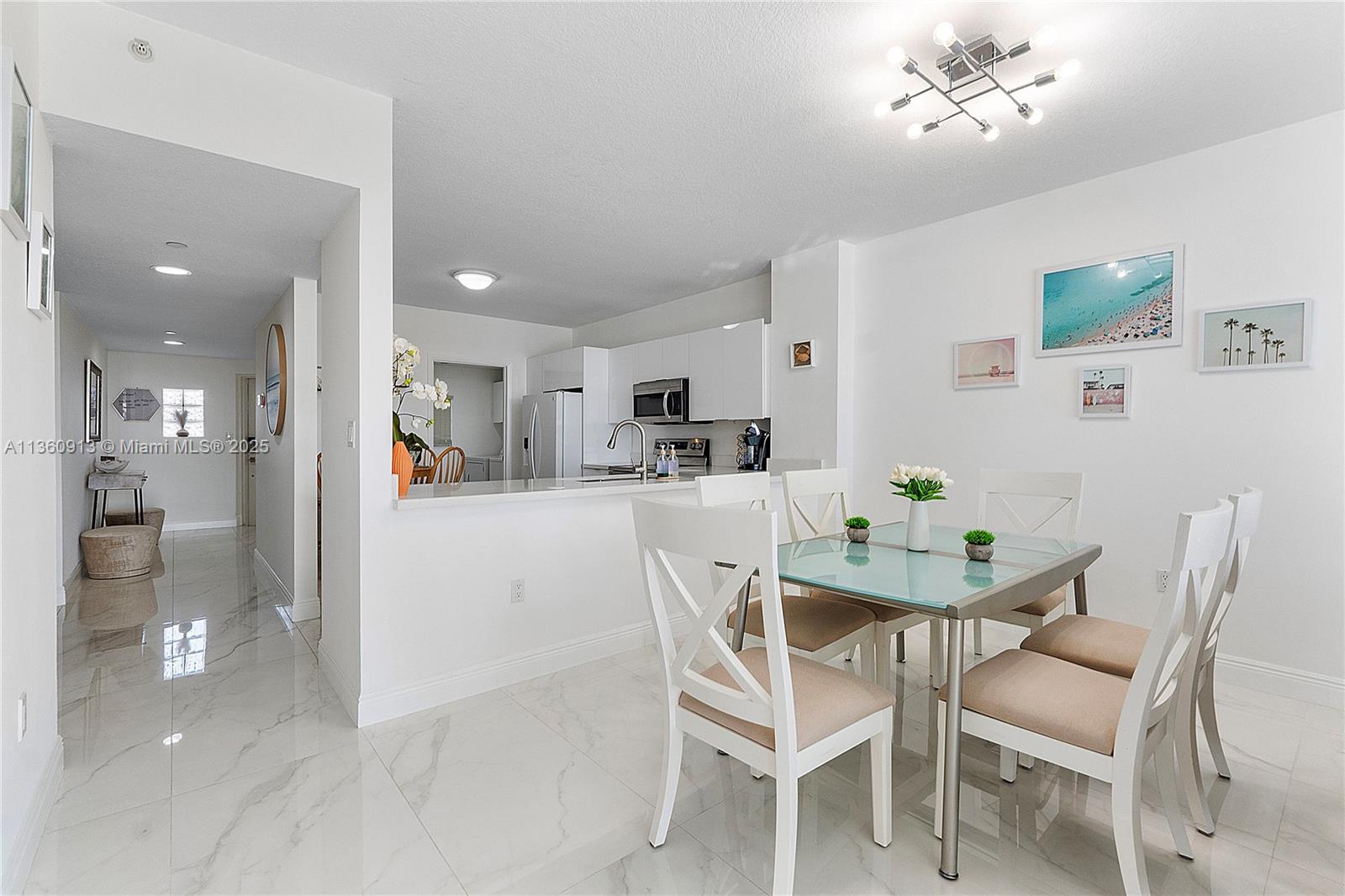 GOLDEN BAY CLUB CONDO - Residential Lease