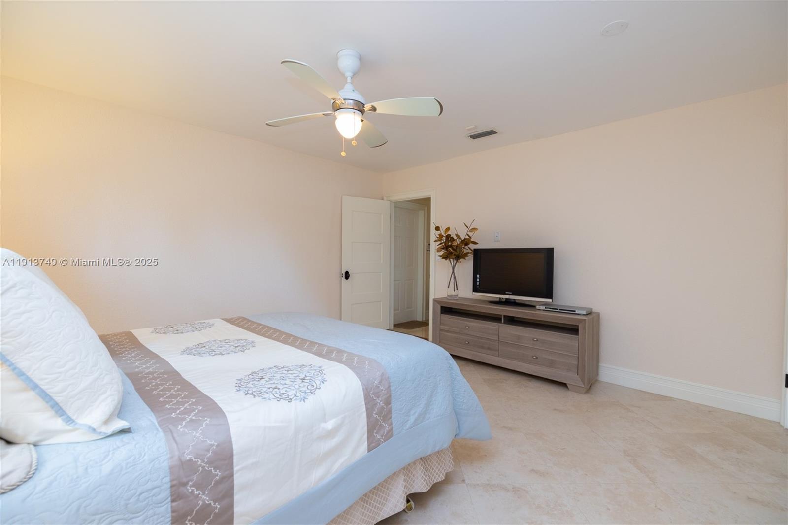 CUTLER SOUTH FIRST ADDN - Residential