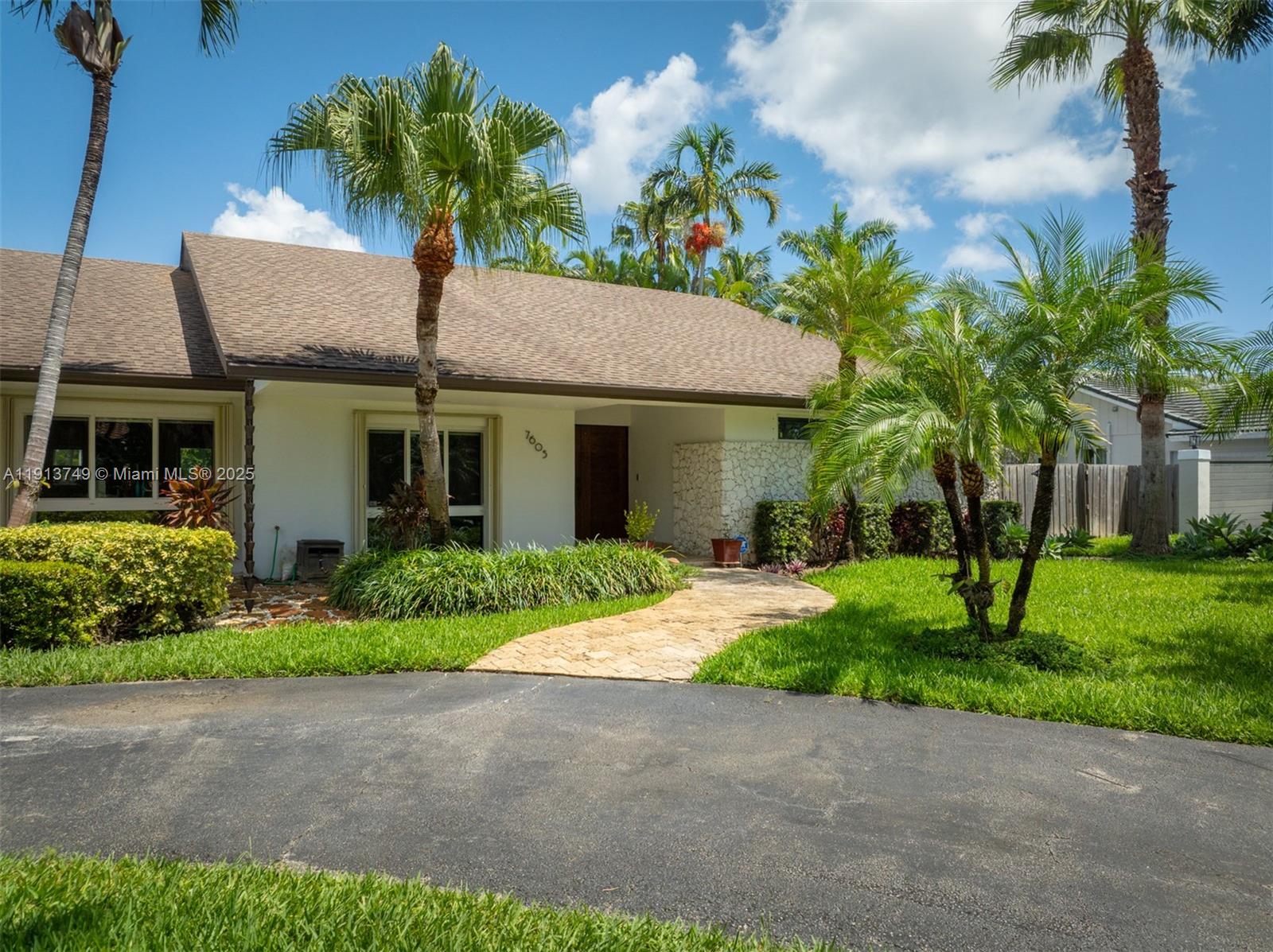 CUTLER SOUTH FIRST ADDN - Residential