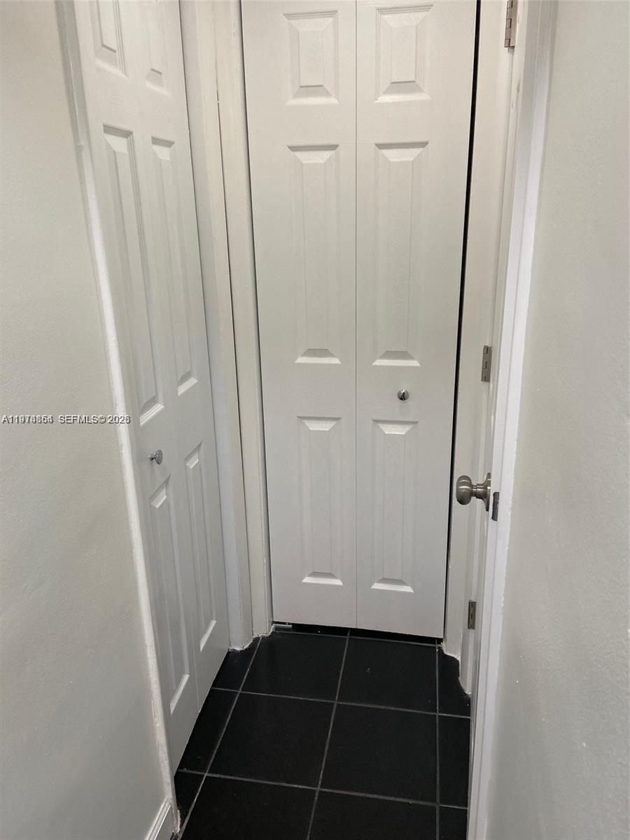 BISC LAKE GARDENS NO 2 BL - Residential Lease