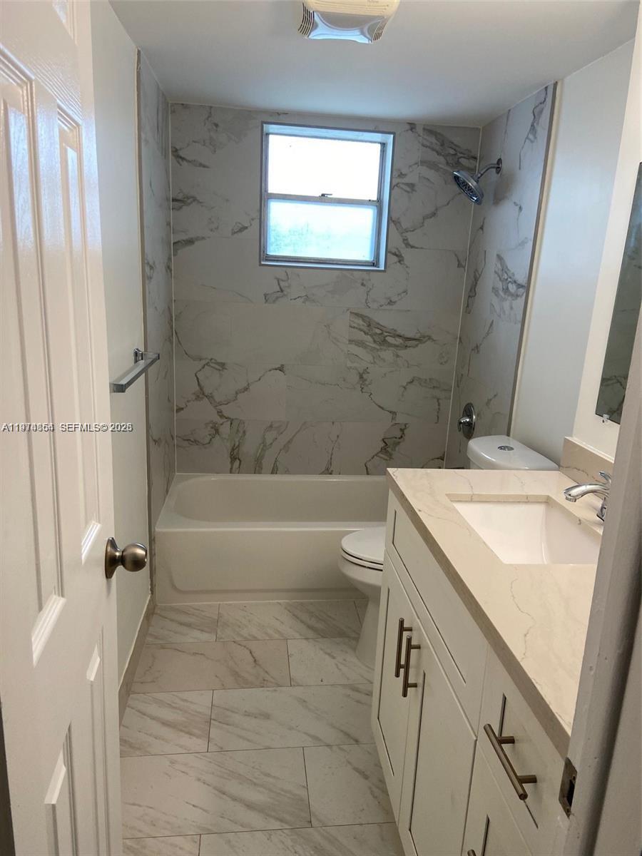 BISC LAKE GARDENS NO 2 BL - Residential Lease