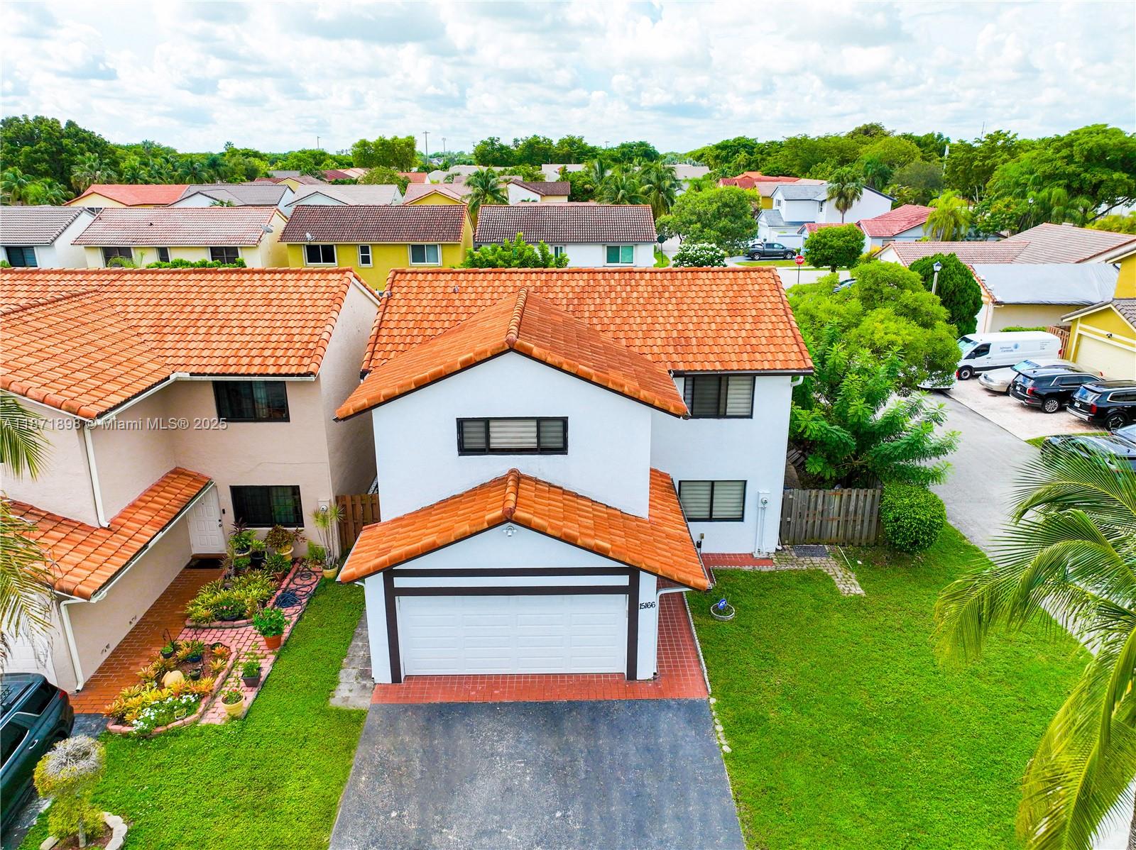 HAMMOCKS SEC 3 - Residential