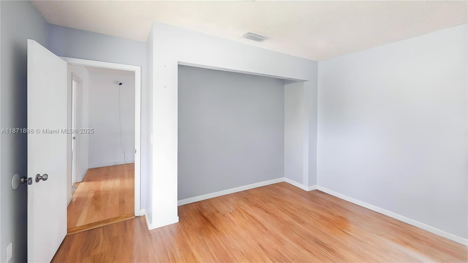 HAMMOCKS SEC 3 - Residential