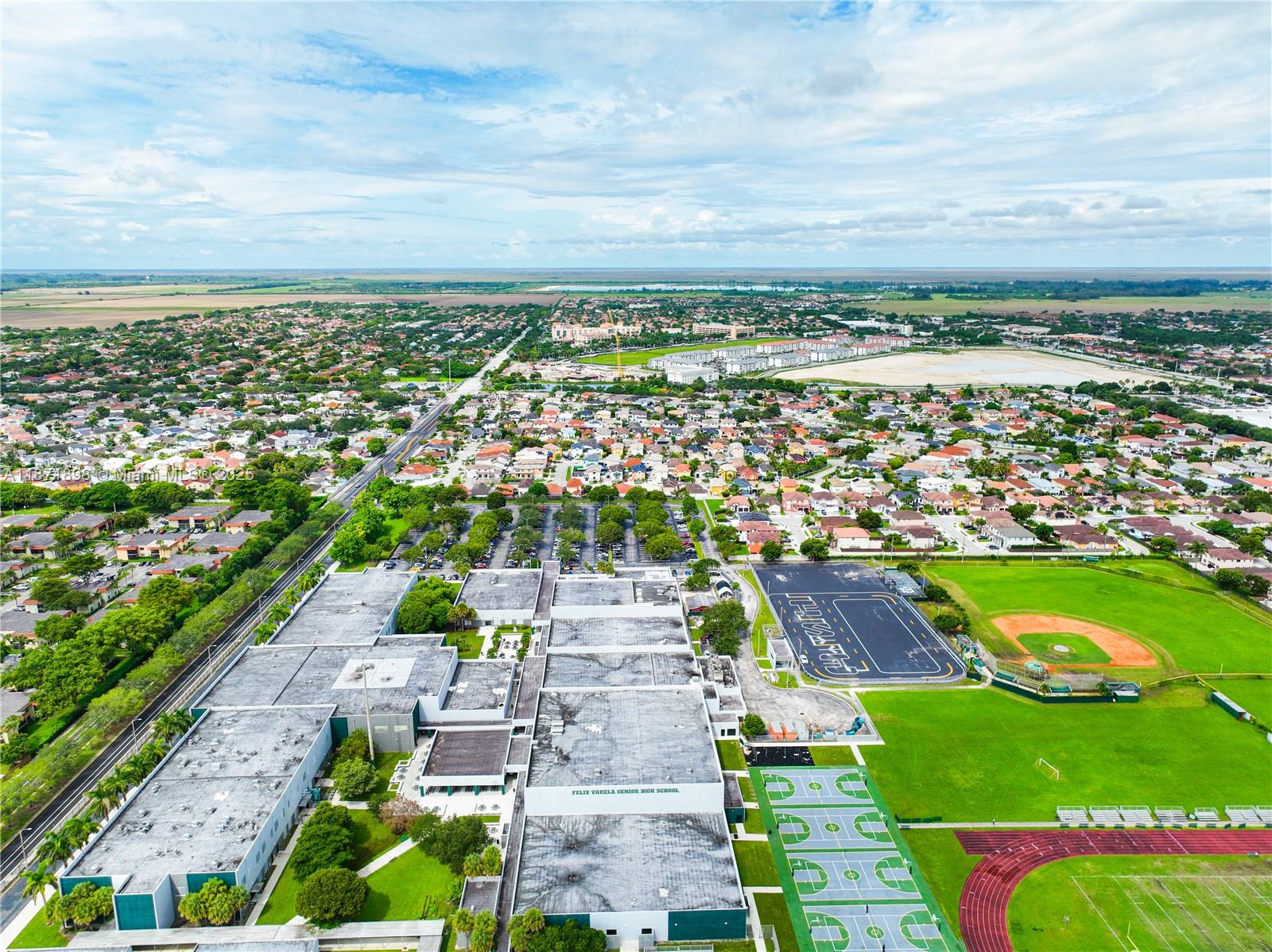 HAMMOCKS SEC 3 - Residential