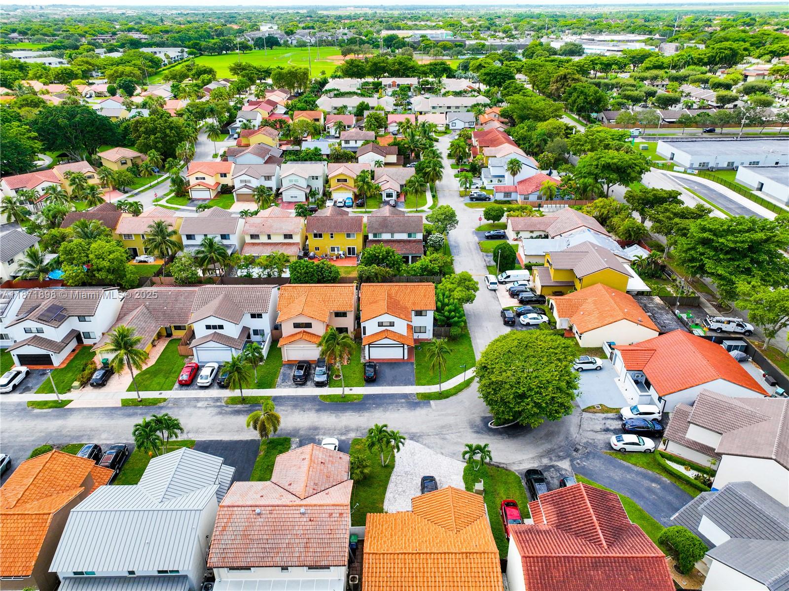 HAMMOCKS SEC 3 - Residential