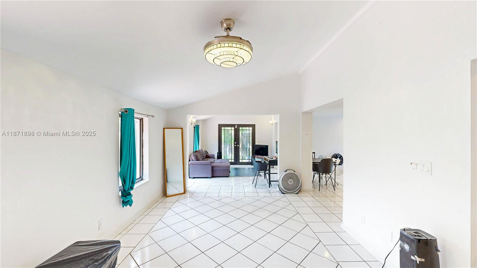 HAMMOCKS SEC 3 - Residential