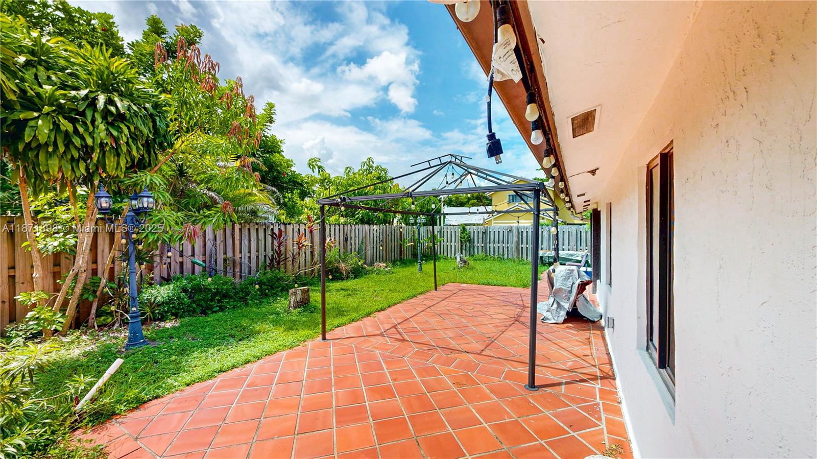 HAMMOCKS SEC 3 - Residential