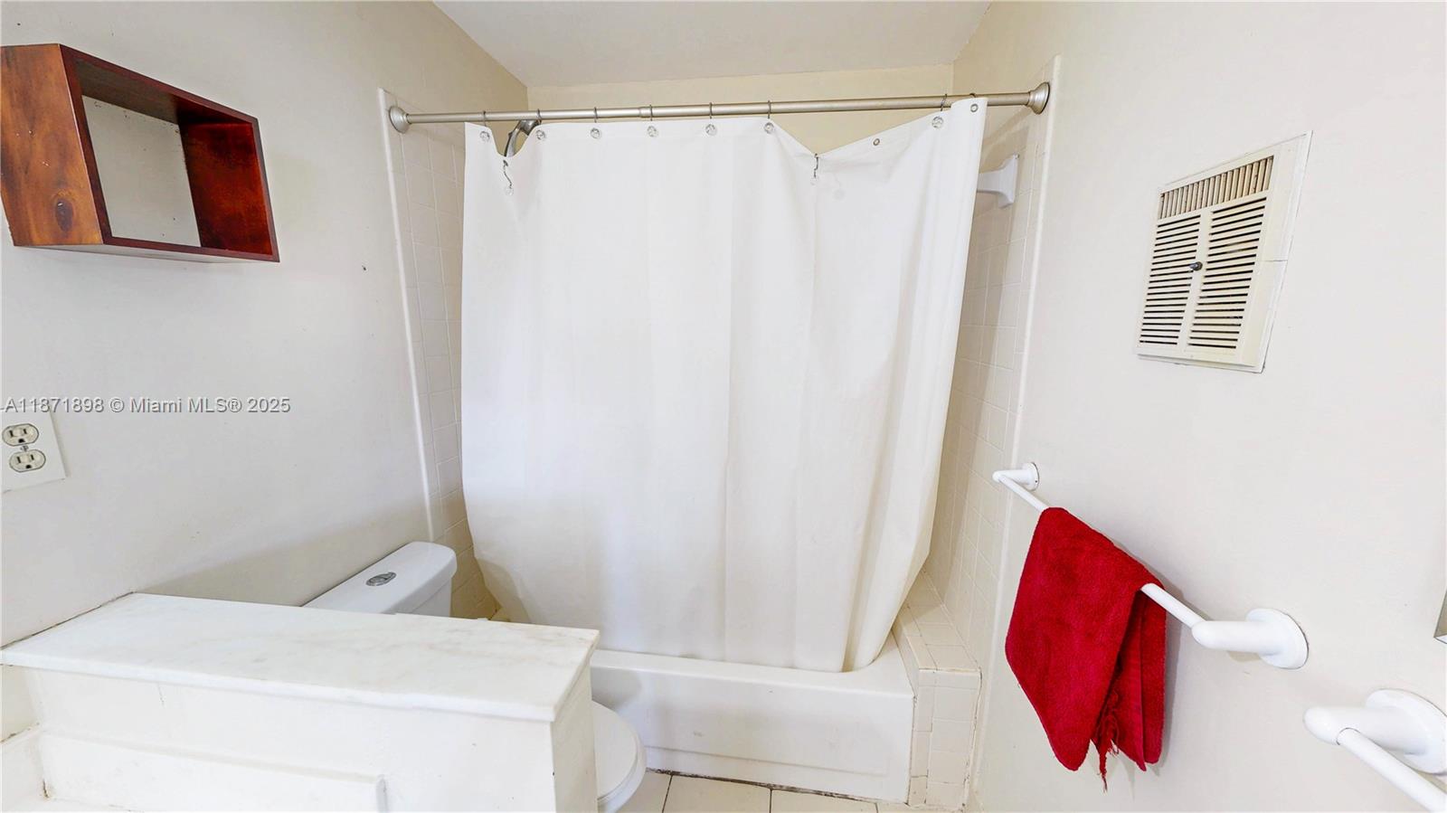 HAMMOCKS SEC 3 - Residential