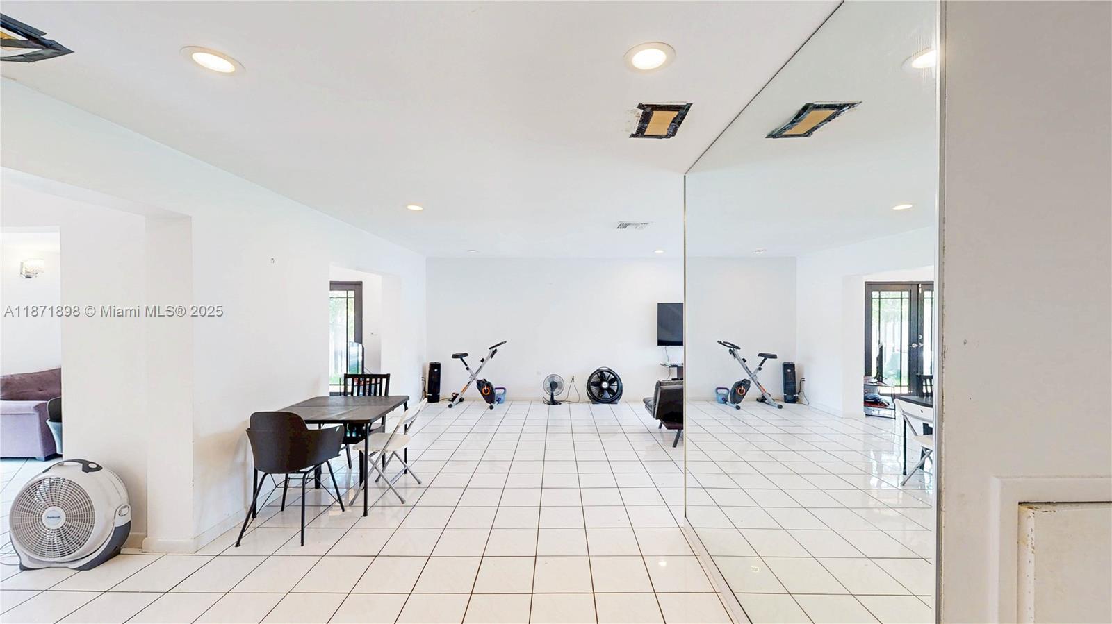 HAMMOCKS SEC 3 - Residential