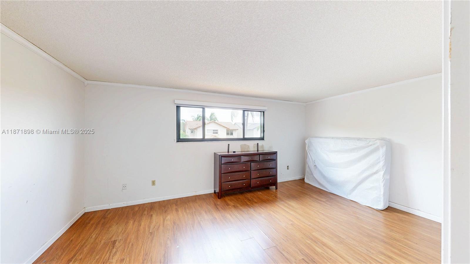 HAMMOCKS SEC 3 - Residential