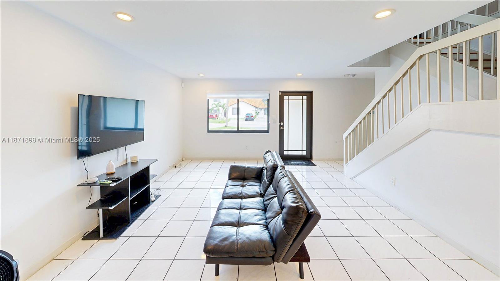 HAMMOCKS SEC 3 - Residential