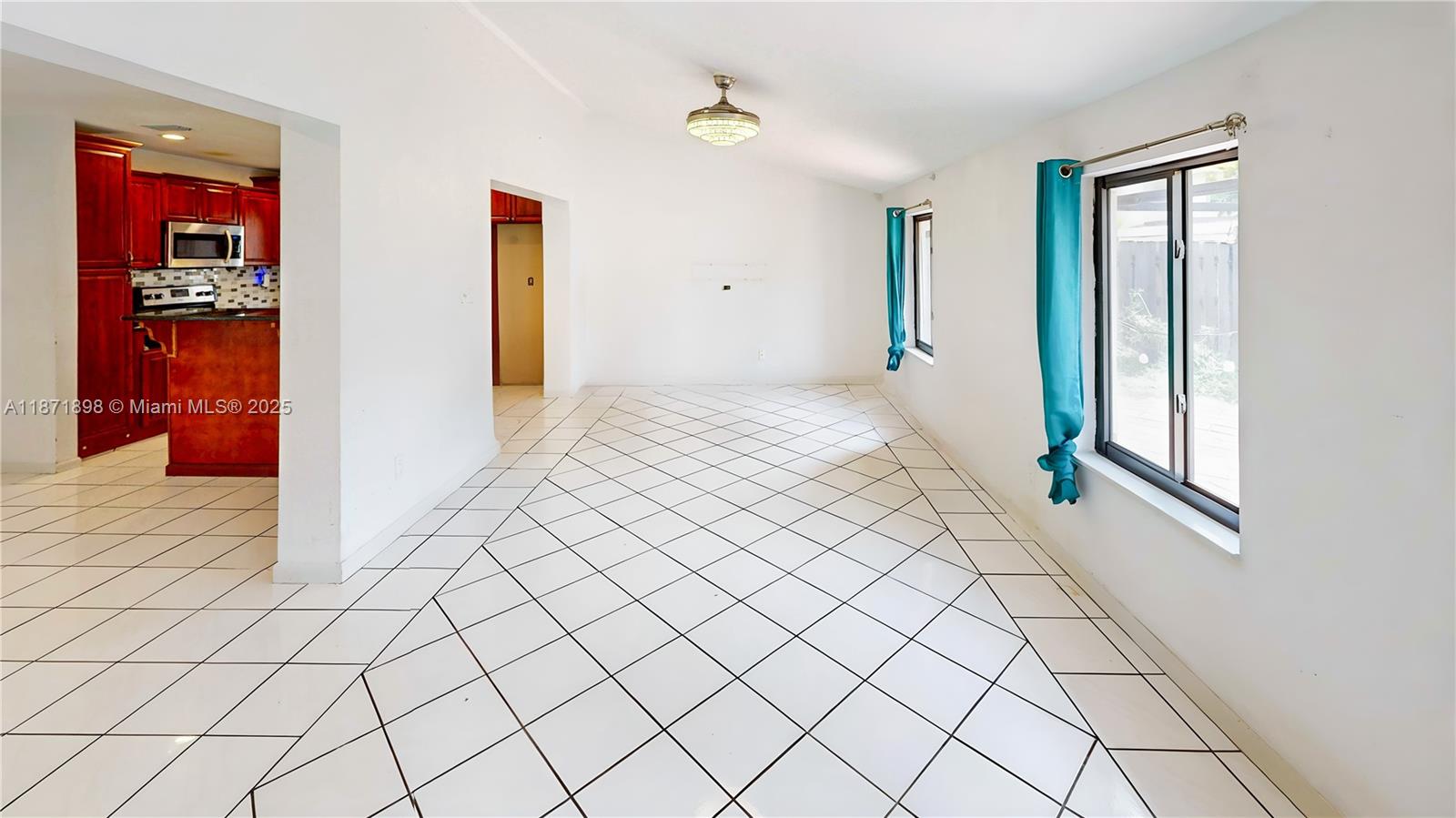 HAMMOCKS SEC 3 - Residential