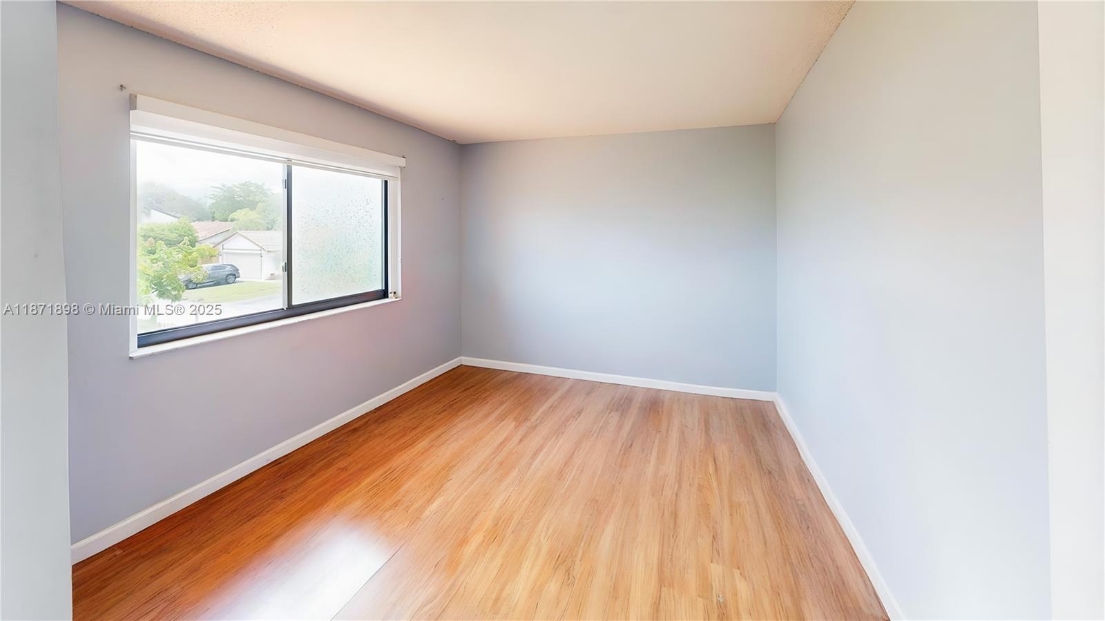 HAMMOCKS SEC 3 - Residential