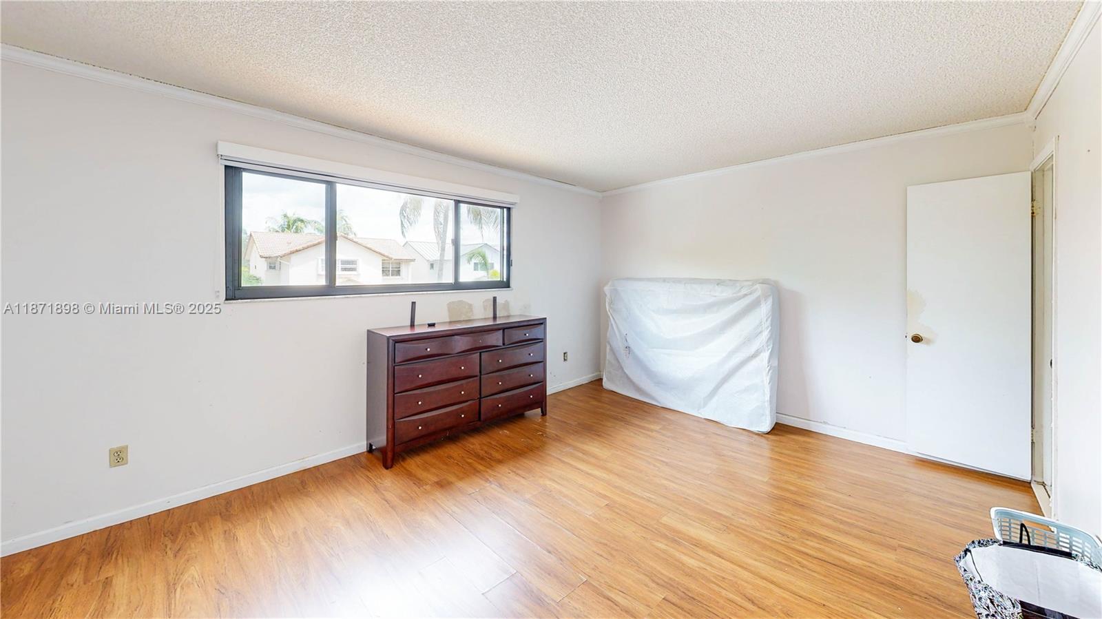 HAMMOCKS SEC 3 - Residential