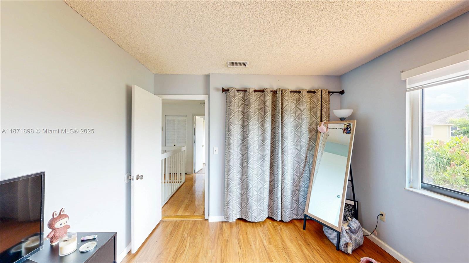 HAMMOCKS SEC 3 - Residential