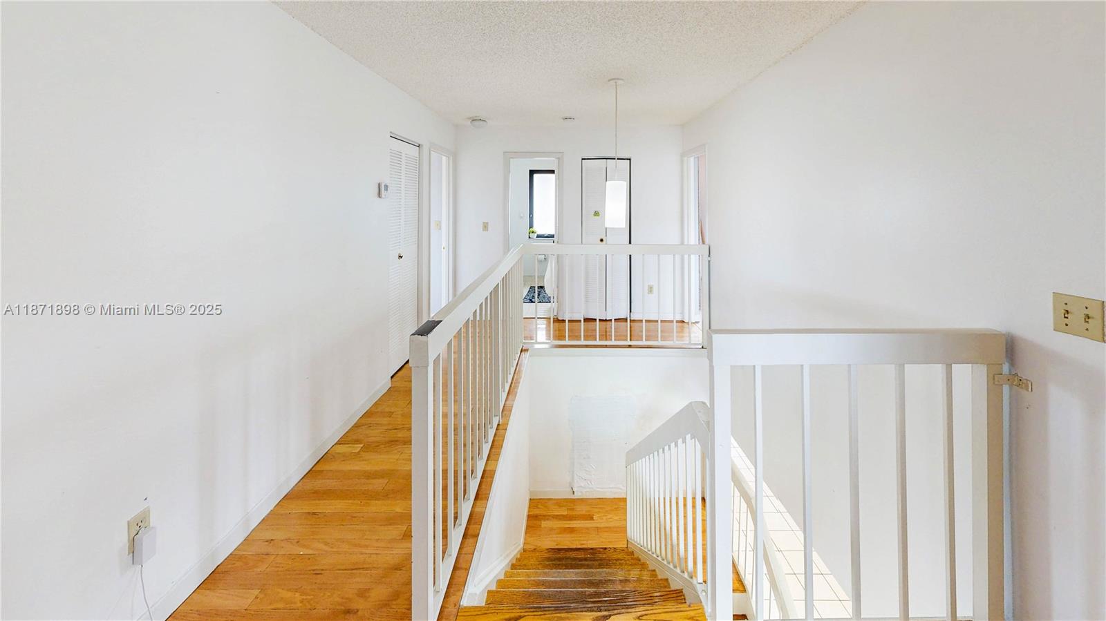 HAMMOCKS SEC 3 - Residential