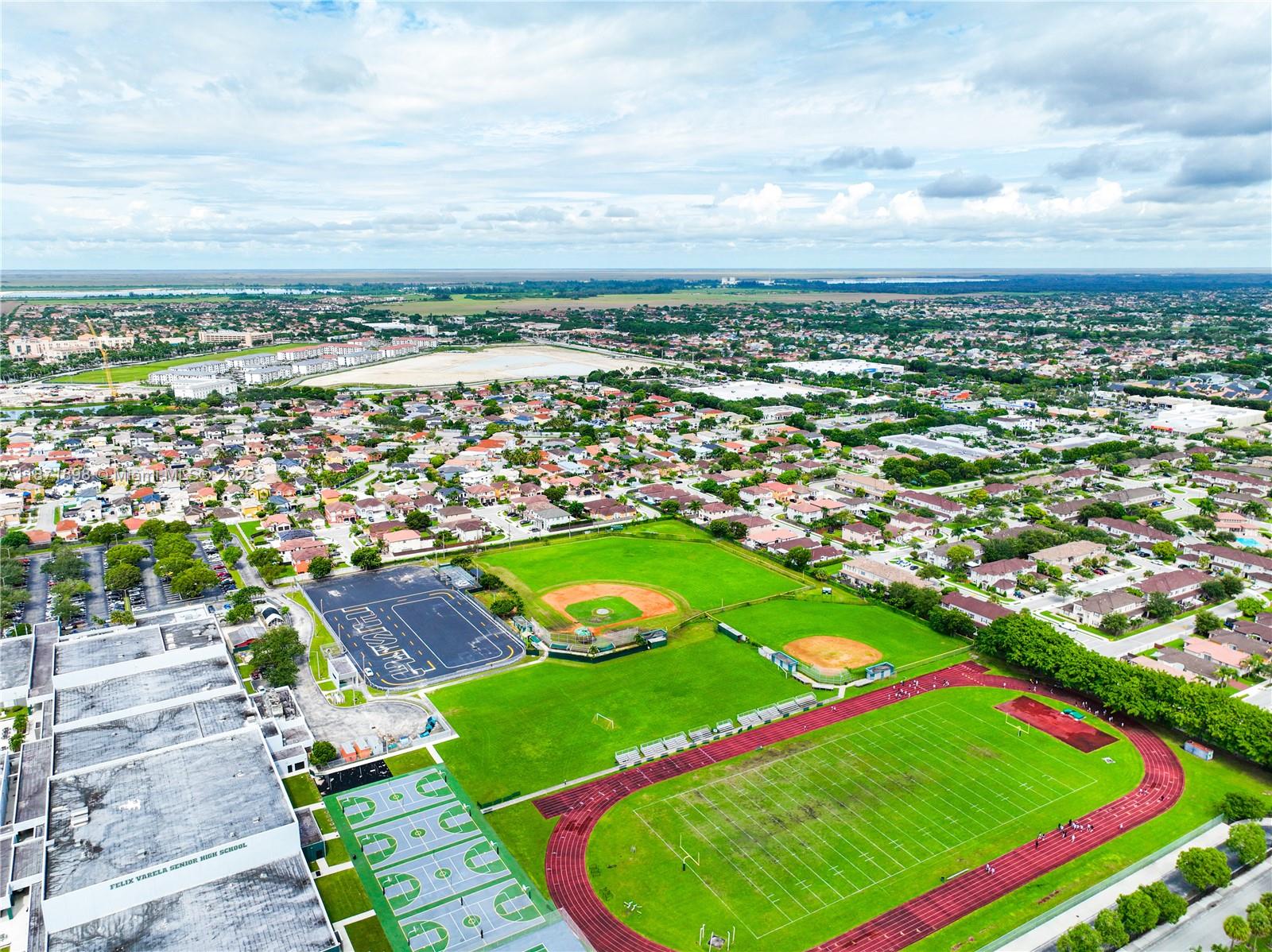 HAMMOCKS SEC 3 - Residential