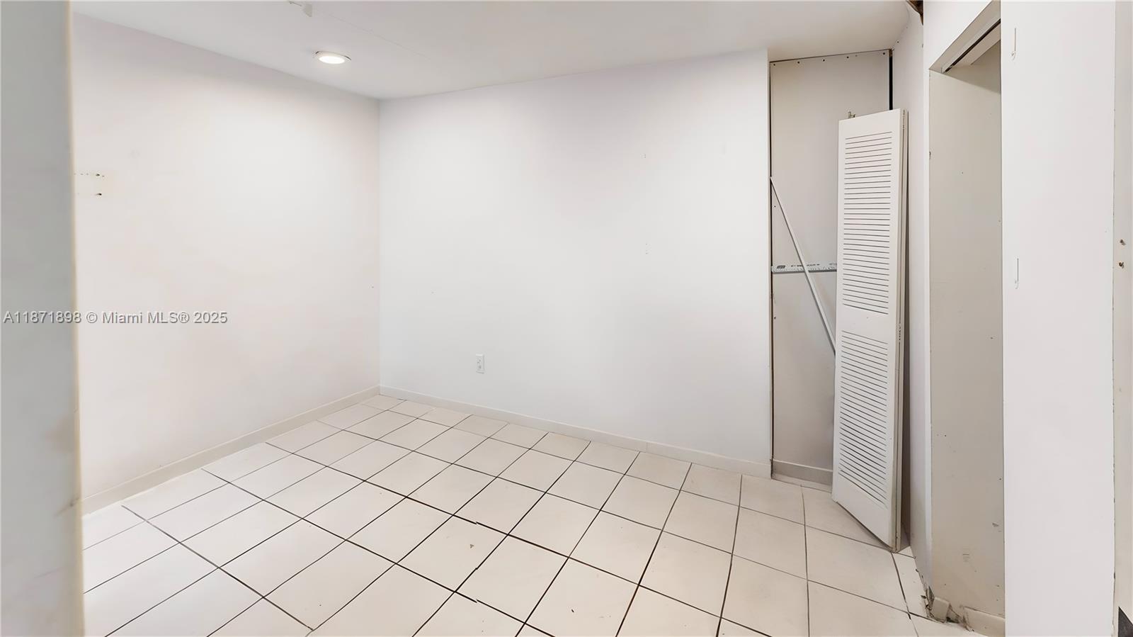 HAMMOCKS SEC 3 - Residential