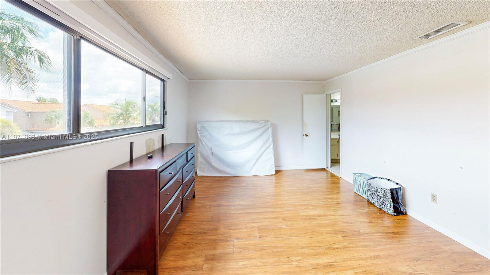 HAMMOCKS SEC 3 - Residential