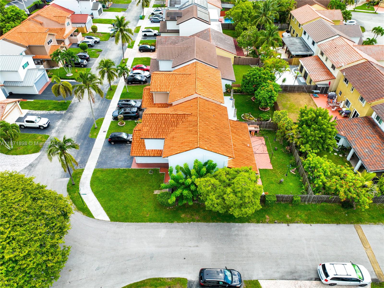 HAMMOCKS SEC 3 - Residential