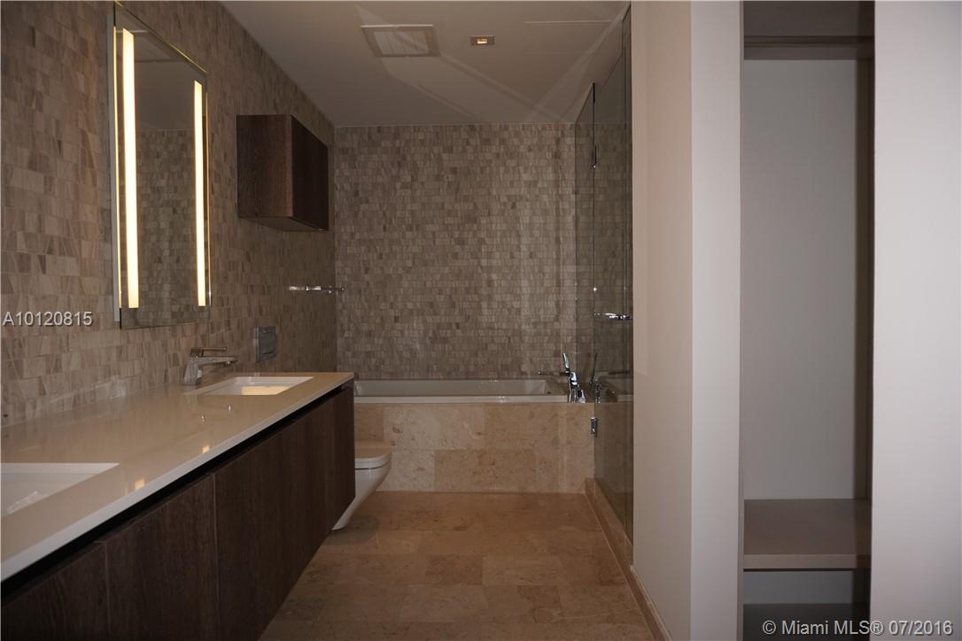 REACH CONDO - Residential Lease